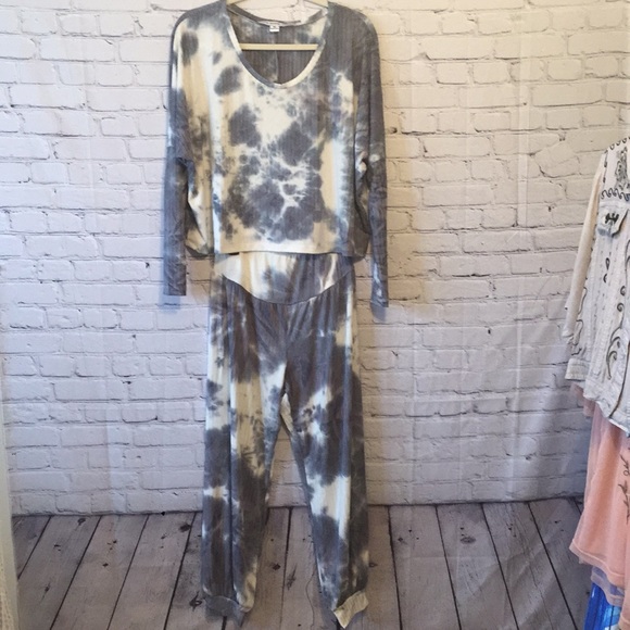 Pants - Gray blue tie dye top and joggers lounge set